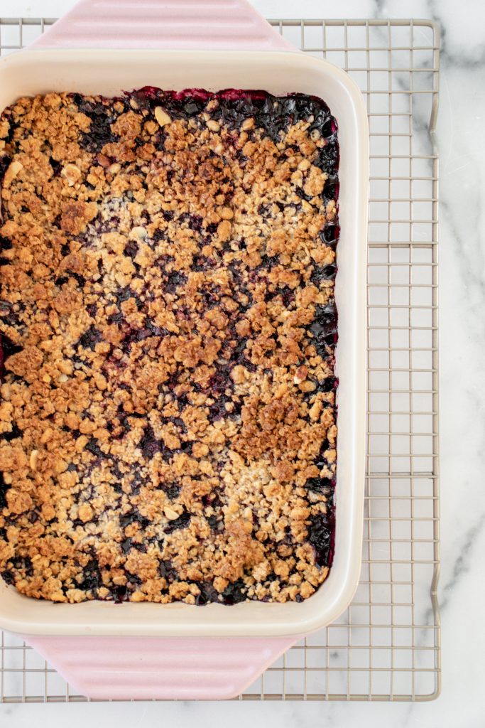 Blueberry Crumble. Perfect to make with kids! 