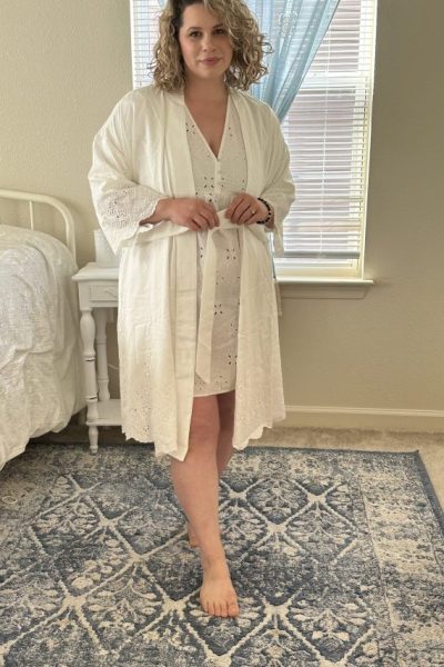 Chic midsize nightgown